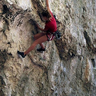 Nina Kovaříková and her first 8a
